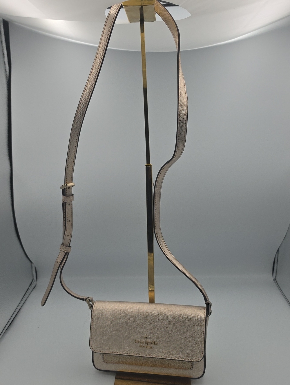 Kate Spade Metallic Rose Gold W/ Champange Glitter Small Crossbody (NWOT)✨️💖✨️